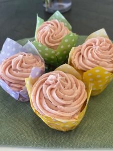 Strawberry Buttercream Cupcakes